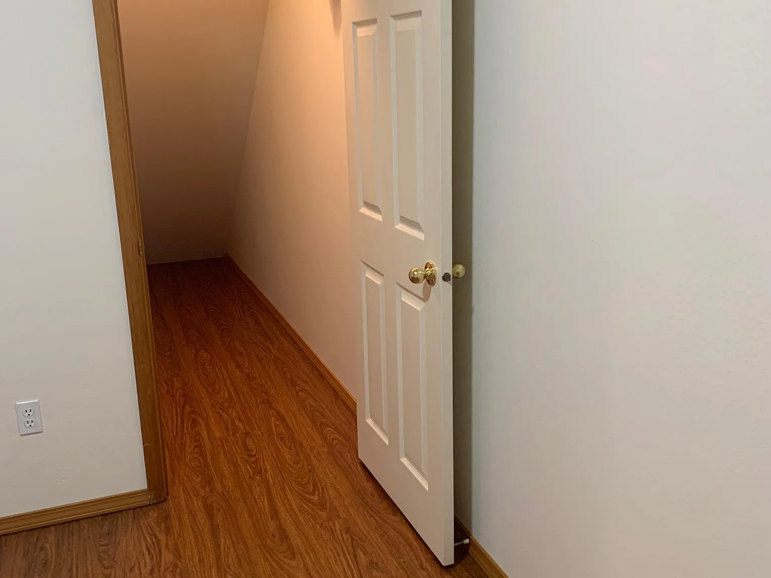 2 bed, 1.5 bath, 1290 sqft, $1,800 — Photo 1