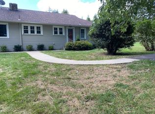 2181 Warwick Rd, Warrington, PA 18976