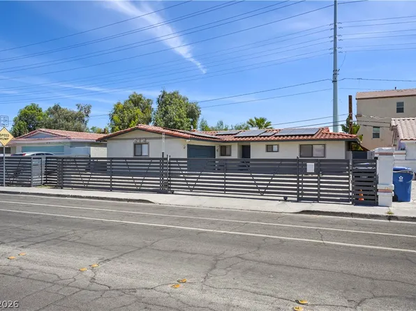 213 Shadow Ln, Las Vegas, NV 89106