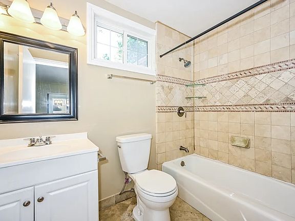 2nd image of 3505 Division St #1