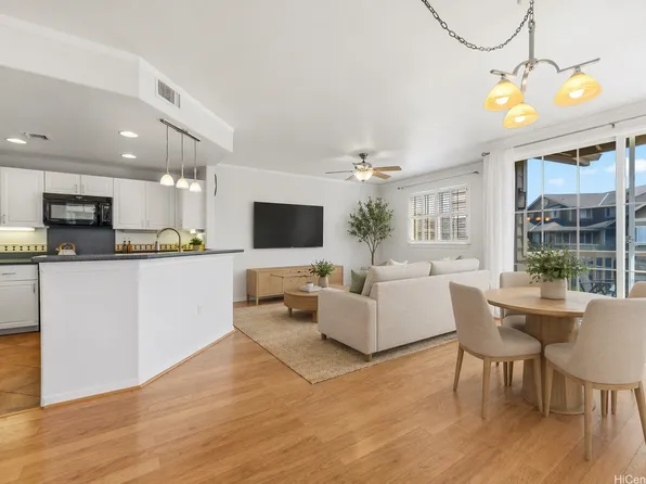 7018 Hawaii Kai Dr Unit 206, Honolulu, HI 96825