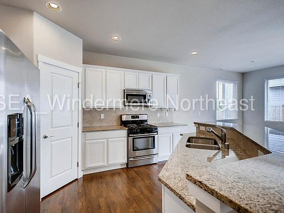3rd image of 15520 82nd Ave E