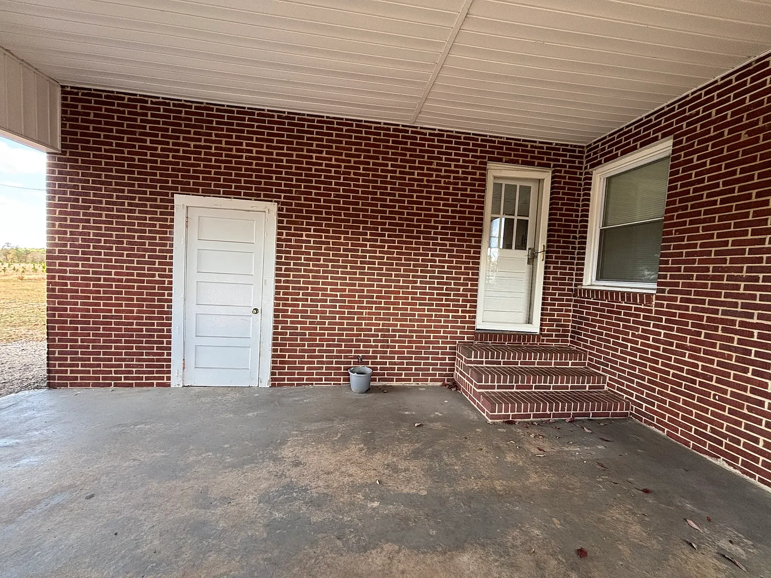 3 bed, 1665 sqft, $1,400 — Photo 4