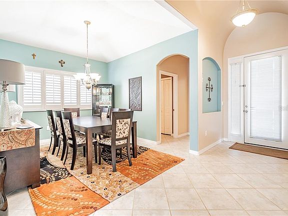 4th image of 19132 Dove Creek Dr