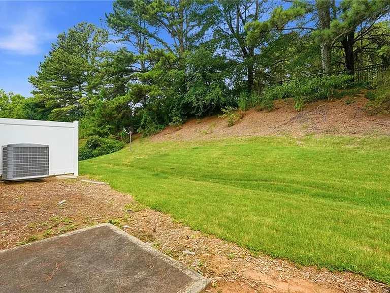6147 Bellewood Ash Ln — Photo 24