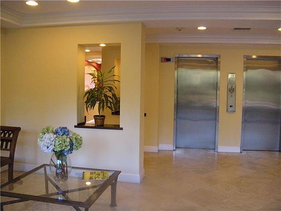 5th image of 2640 NE 135th St APT 209