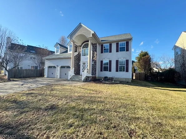 207 Natalie Dr, Phillipsburg Town, NJ 08865