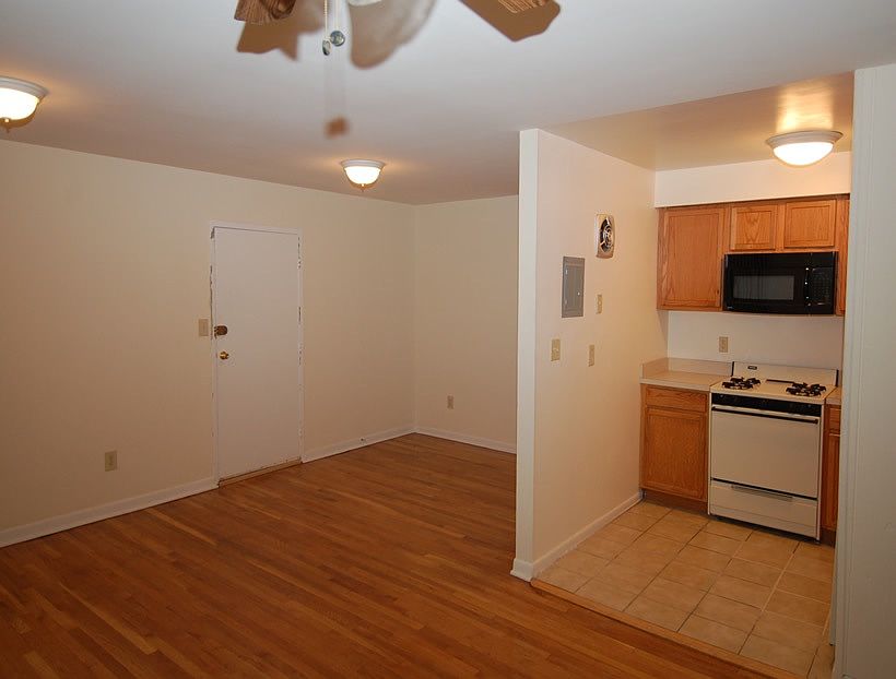 5009 Quincy St Bladensburg MD Zillow