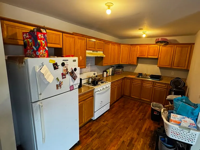 227 E Main St #2 — Photo 8