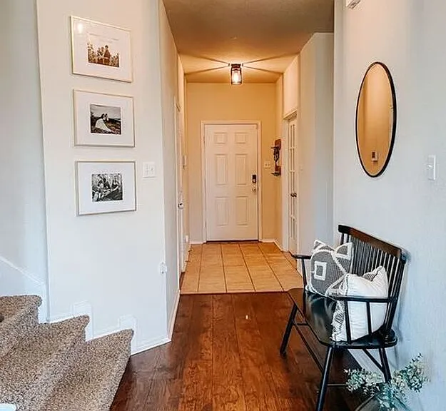 9311 Bowfield Dr — Photo 9