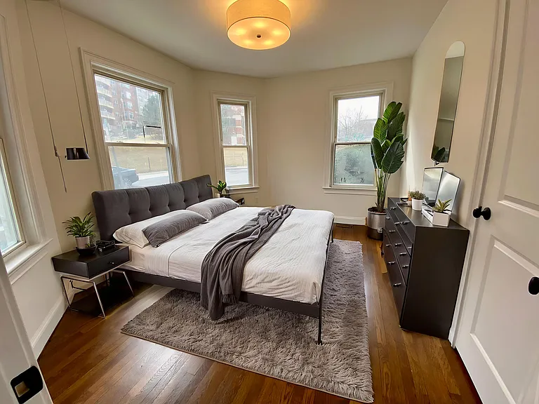 19 Bellevue St #1 — Photo 10