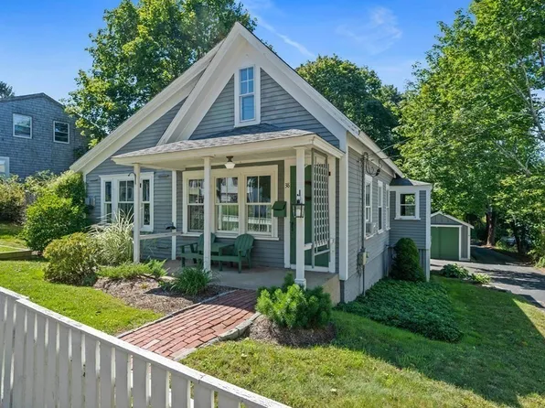38 Summer St, Kingston, MA 02364