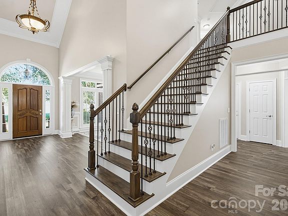 5th image of 1177 Springlake Rd