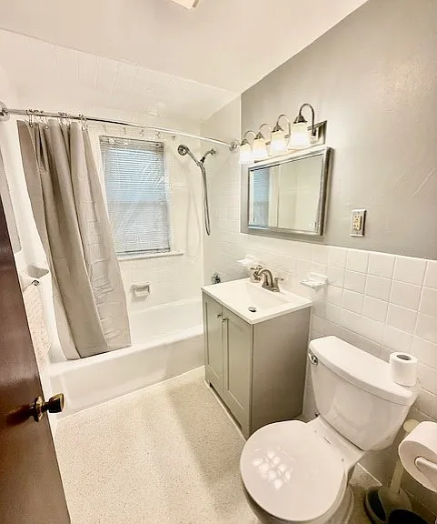268 Willis Ave #1 — Photo 9
