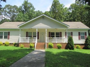 2734 Nutbush Rd, Victoria, VA 23974