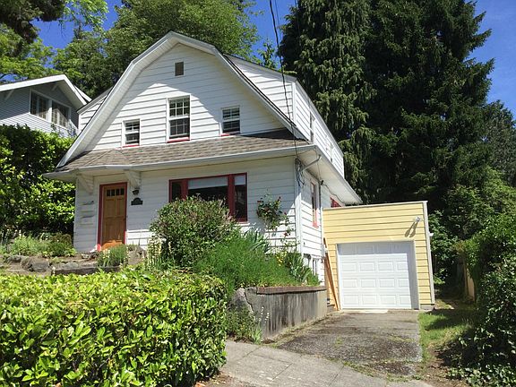 Front of the home. The garage is being painted this week to match the home. You can sit out on the garage roof and use as a patio. It has a nice territorial view.