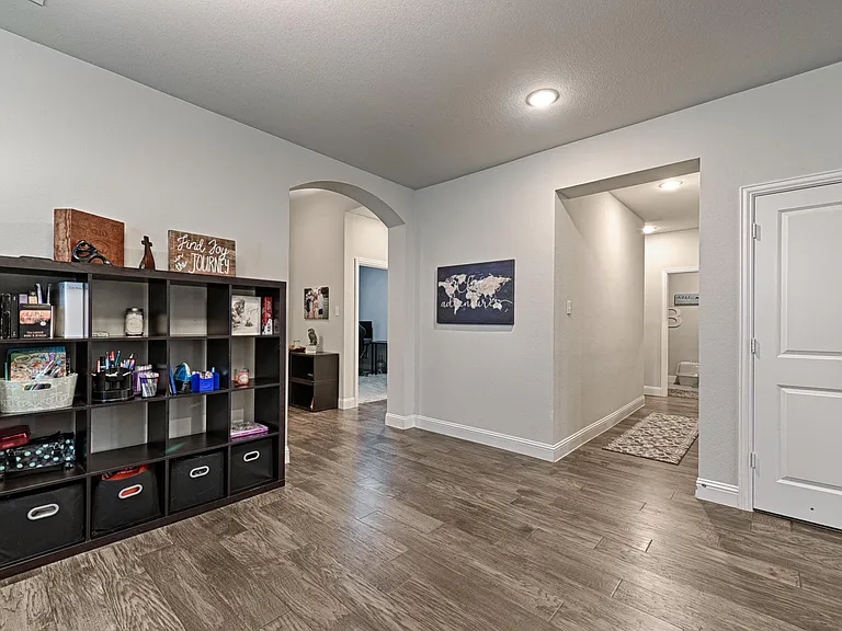 3515 Washington Dr — Photo 17