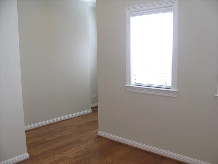 4112 Blossom St — Photo 32