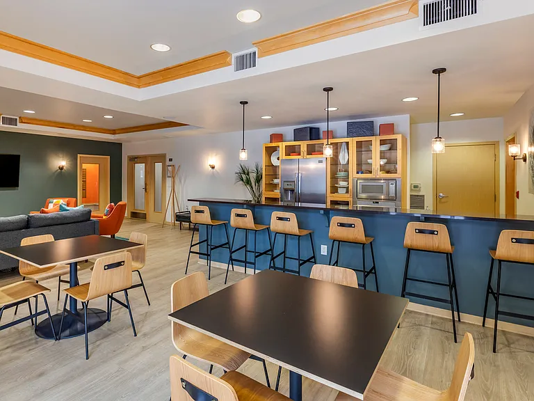 The Enclave Luxury Apartments — Photo 33
