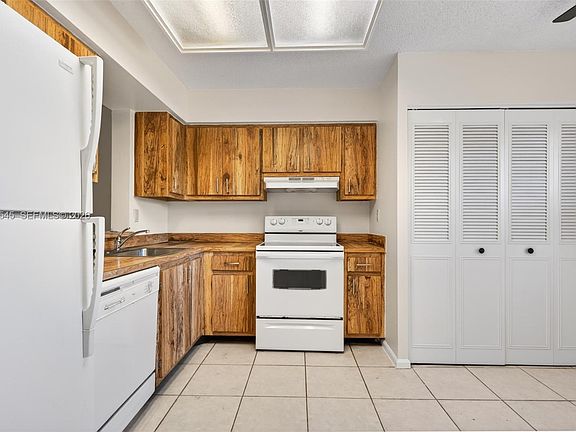 2nd image of 357 N Rock Island Rd APT 207