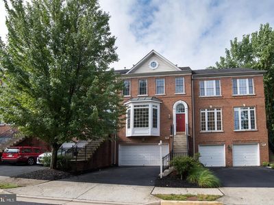 4088 Walnut Cove Cir, Fairfax, VA, 22033