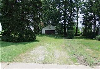 1st image of 29306 Edgewood Dr