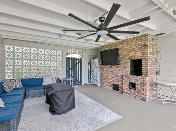5902 Kendall Ave, Pensacola, FL 32506