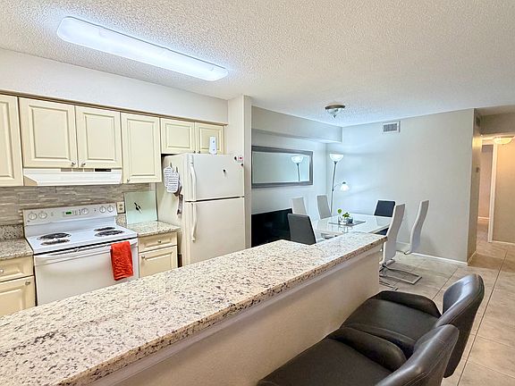 5th image of 9481 Highland Oak Dr Unit 804
