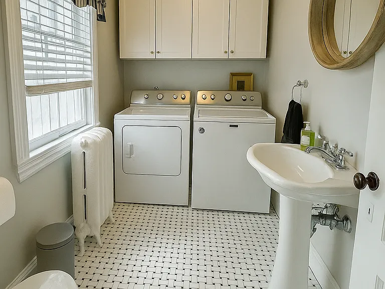 30 Lee Ave — Photo 11