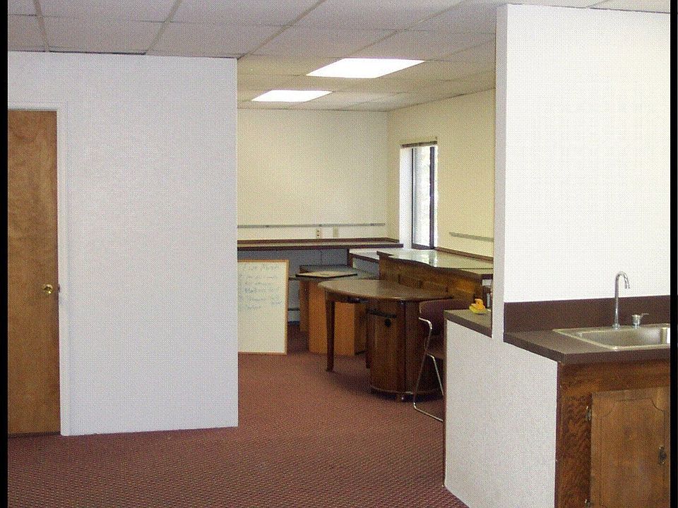 2nd image of 3198 F Rd Ste 205