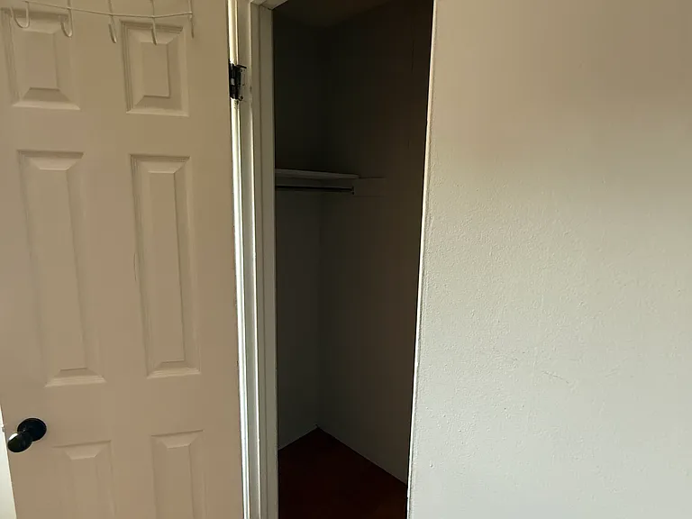 4 Hale Ct #A — Photo 13