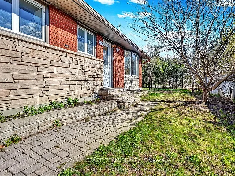 925 Moorvale St #UPPER — Photo 5