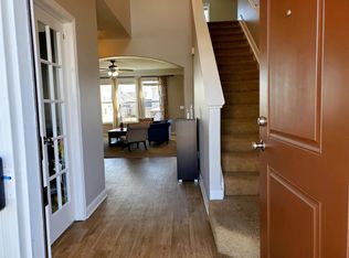 2022 Trophy Dr, Marysville, OH 43040