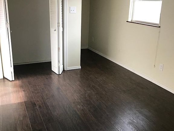 2nd image of 517 Josephine St #B