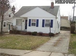 15810 Maplewood Ave, Maple Heights, OH 44137