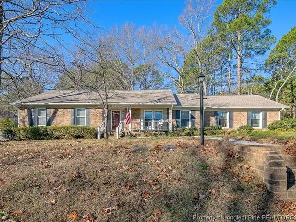 226 E Loch Haven Dr, Fayetteville, NC 28314