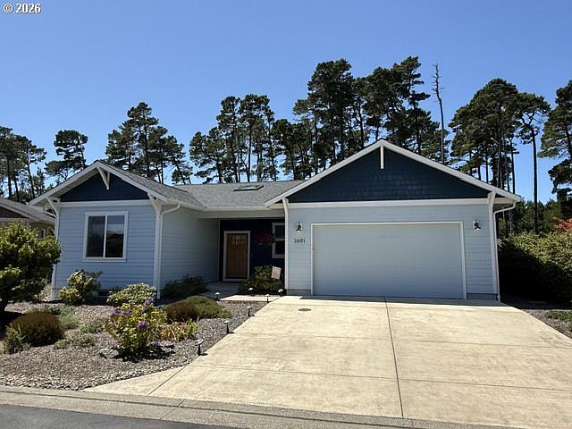 3861 Nandina Dr