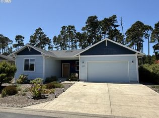 3861 Nandina Dr, Florence, OR 97439