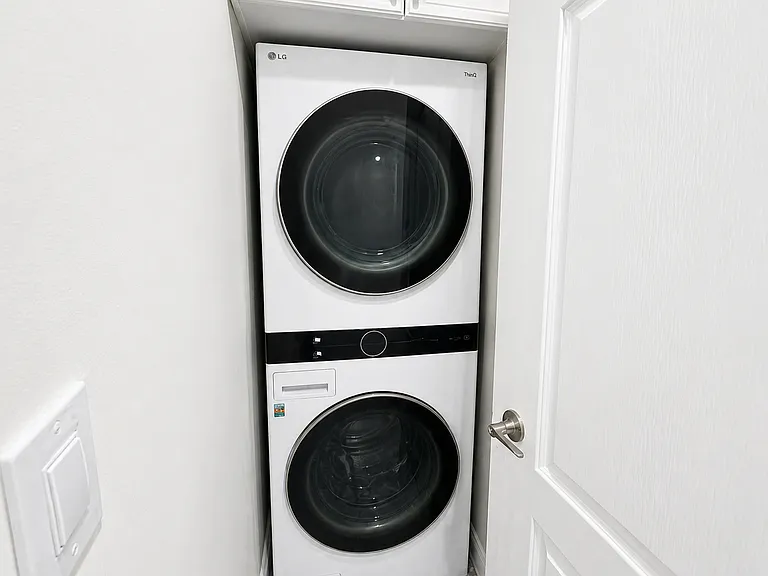 Washer & Dryer