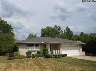 6675 Parkgate Oval, Seven Hills, OH 44131