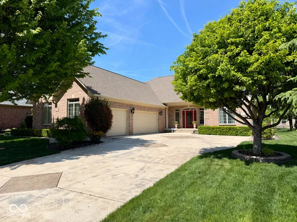 2868 Bloomsbury S, Greenwood, IN 46143