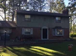 250 Kiser Ln, Troy, OH 45373