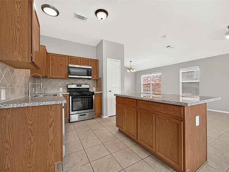 14922 Sugar Sweet Dr — Photo 22