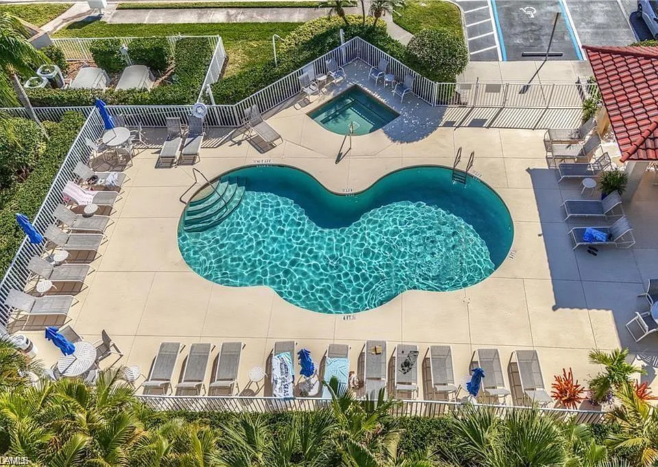 2770 Cypress Trace Cir #2423R