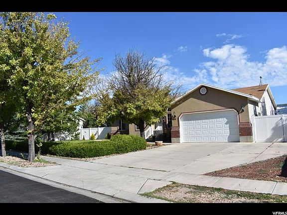 3rd image of 4574 W Pine Crossing Dr