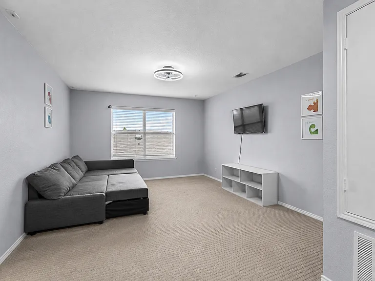 7010 Big Bend Ln — Photo 6