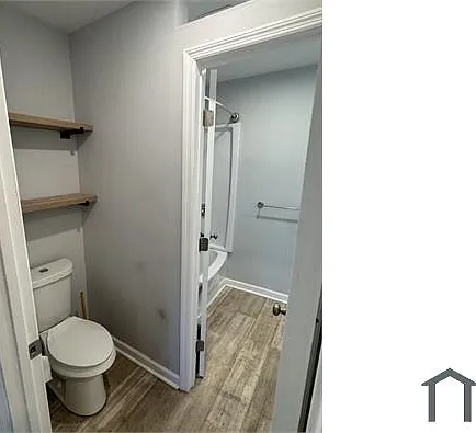 3 bed, $1,300 — Photo 3