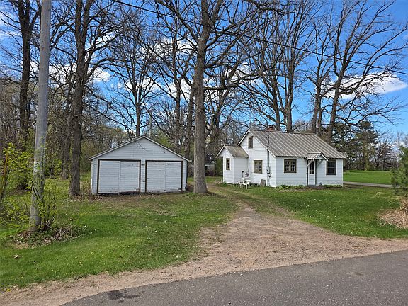 3rd image of 2270 20 1/2 Street