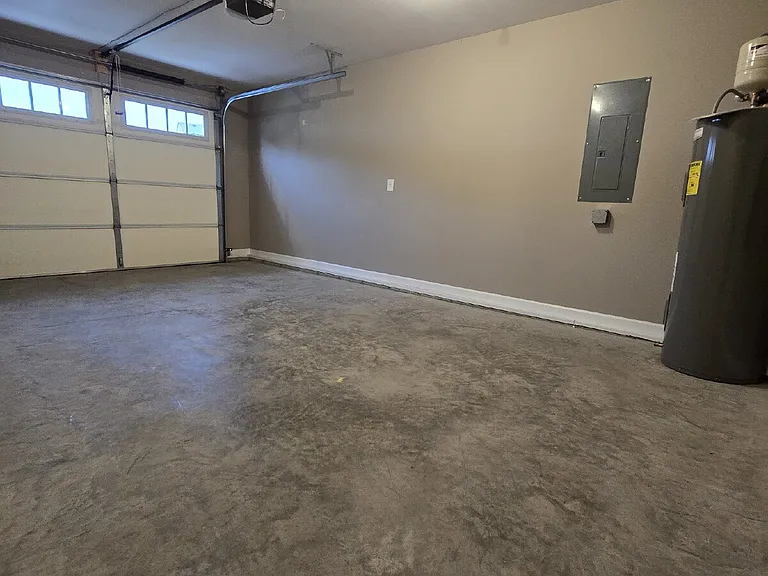 1176 Cottonwood Dr — Photo 32