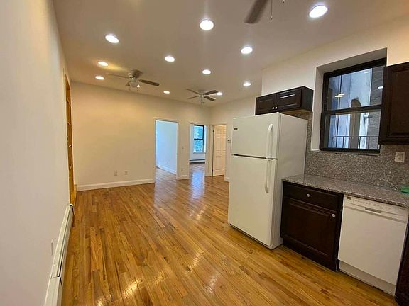 2nd image of 113 W 106th St #4AS